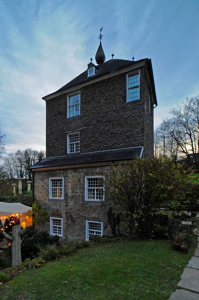 Alte Schlossmühle ('Turmmühle') von Schloss Lüntenbeck bei Wuppertal