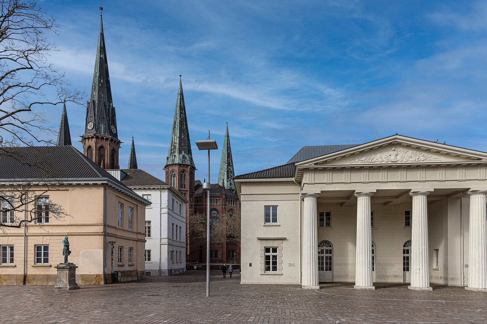 Alte Schlosswache und Lambertikirche