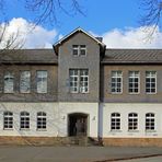 Alte Schule in Hilchenbach-Dahlbruch (mit Graffiti)