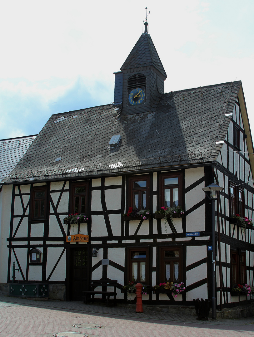 Alte Schule Treisberg im Taunus