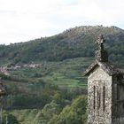 Alte Speicher in Portugals Bergen