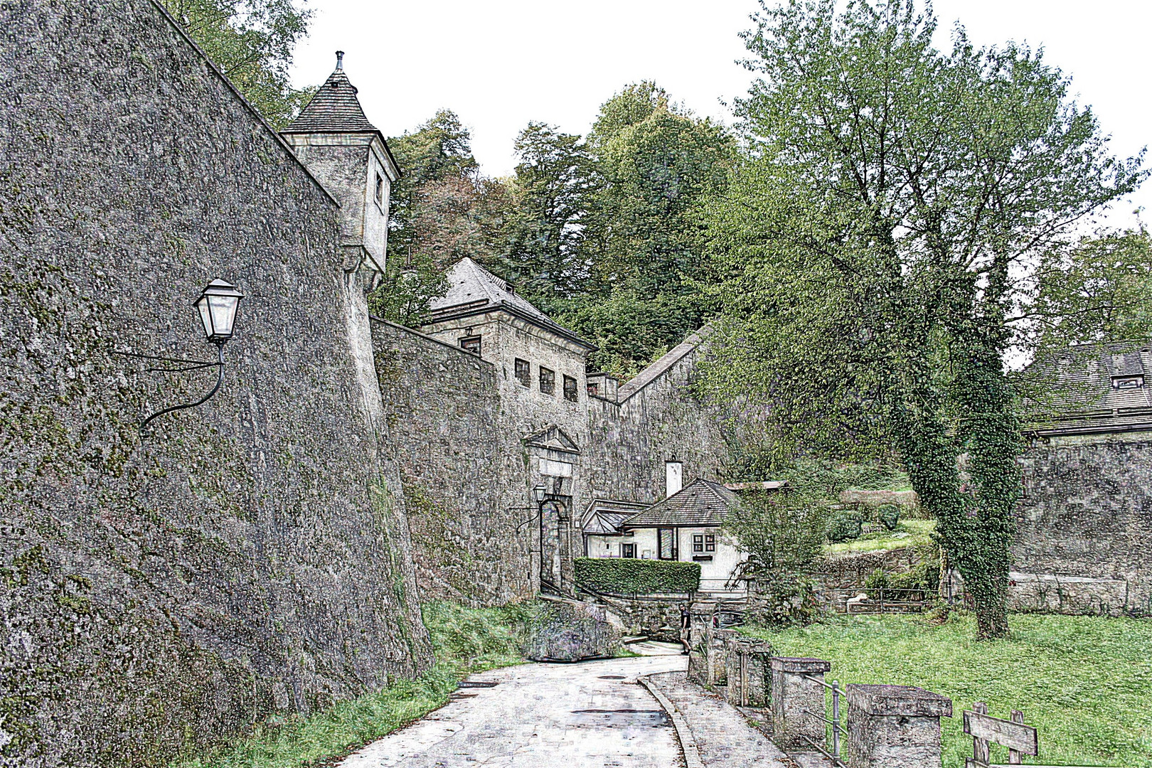 alte Stadtmauer v. SBG mit Monikapforte