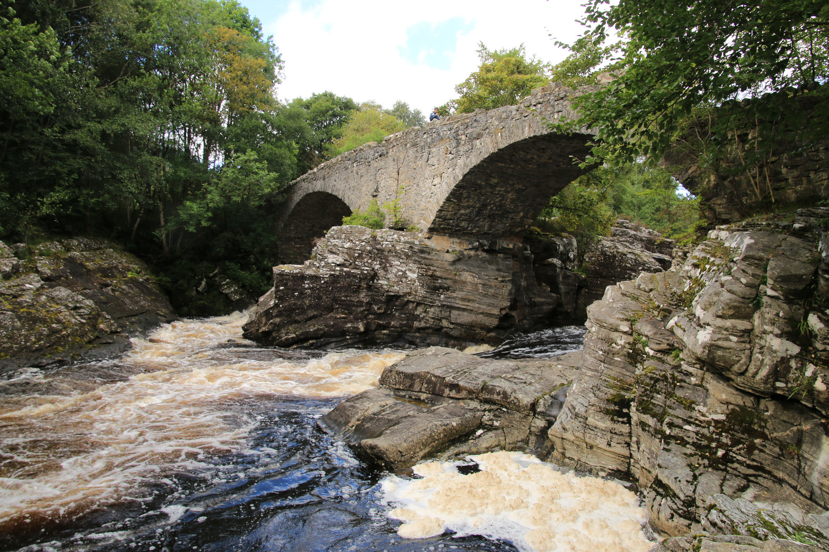 alte Steinbrücke bei Invermoriston /Schottland