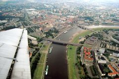 Alte Tante Ju 52 über Dresden City