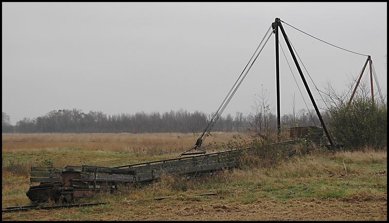 alte Torfabbaumaschine.....