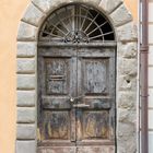 Alte Tür in Pisa
