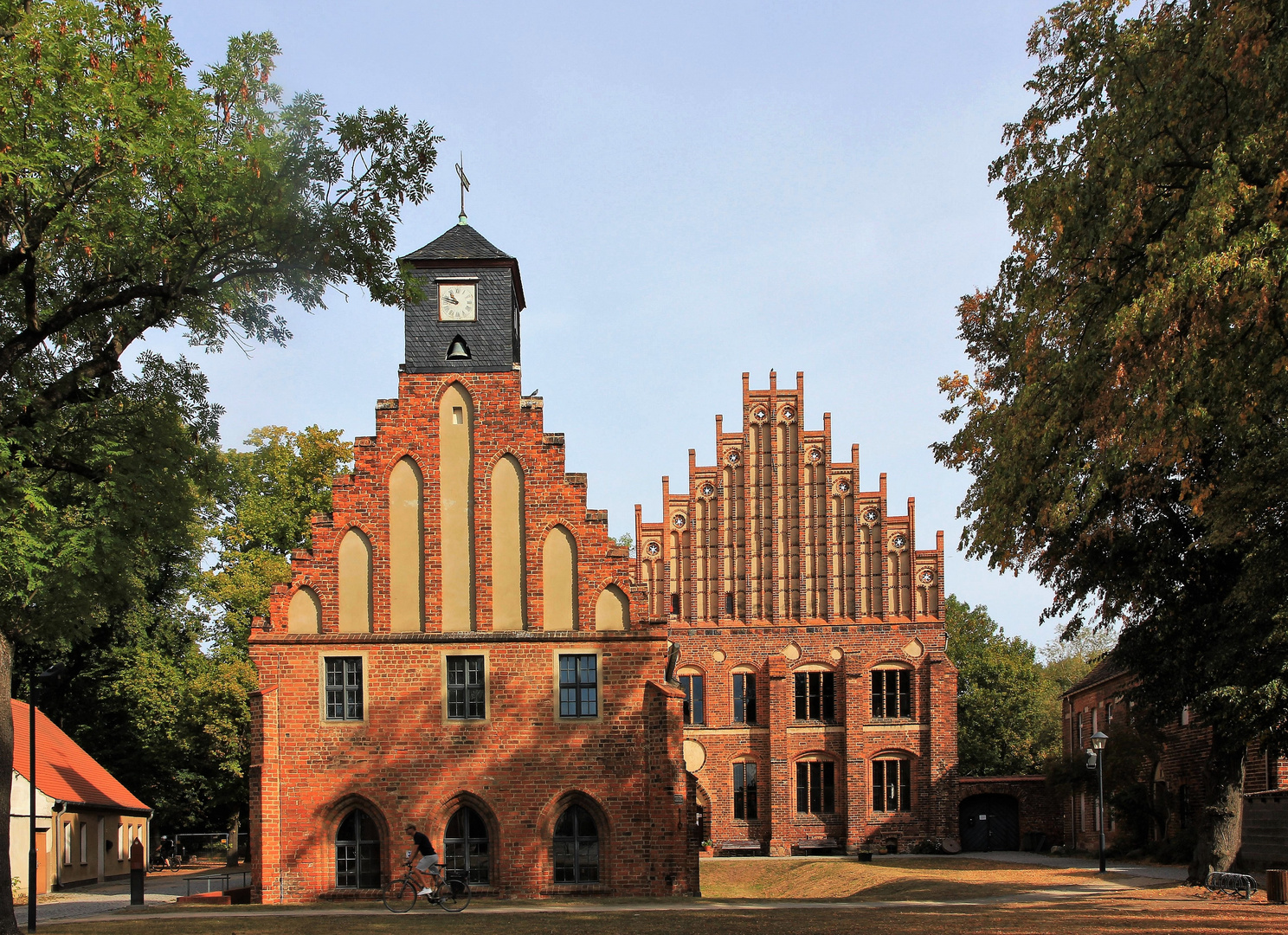 Alte und Neue Abtei Kloster Zinna