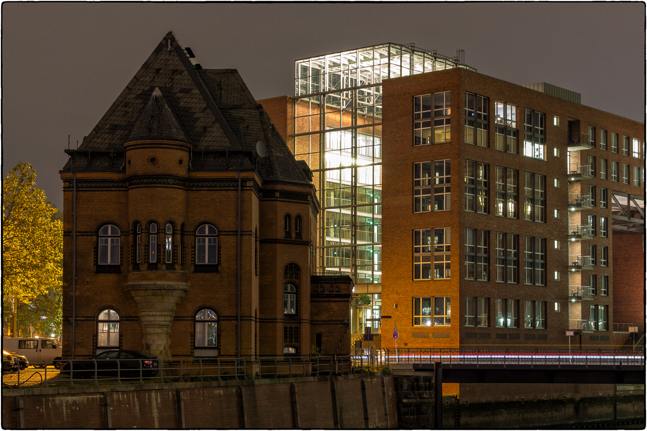 Alte und neue Architektur in der Speicherstadt