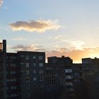 Alte Verlassene Gebäuden, mit Wunderschönem Blauem Himmel