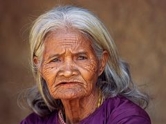 Alte Vietnamesin | Old vietnamese woman