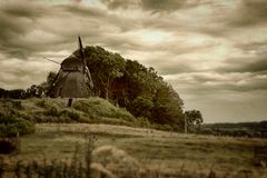 Alte Windmühle bei Hadsund (Dänemark)