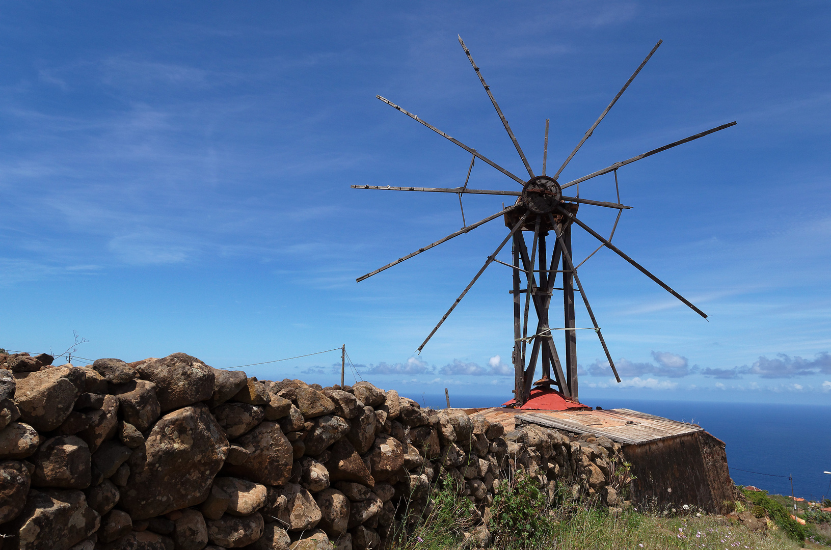 alte Windmühle bei Santo Domingo, La Palma, Mai 2012