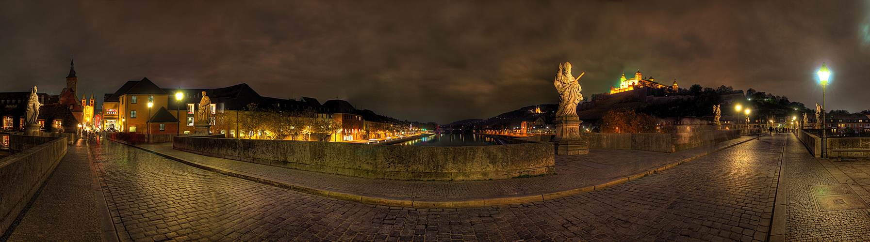 Alte Würzburger Mainbrücke 180°