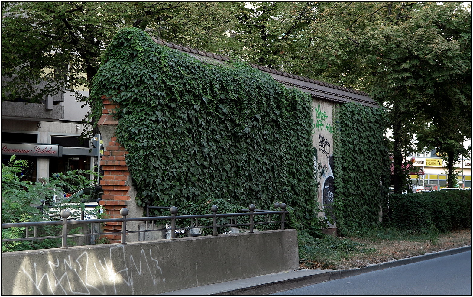 Alte Zollmauer - Stresemannstraße - Berlin