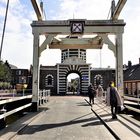 Alte Zugbrücke und altes Stadttor von Leiden