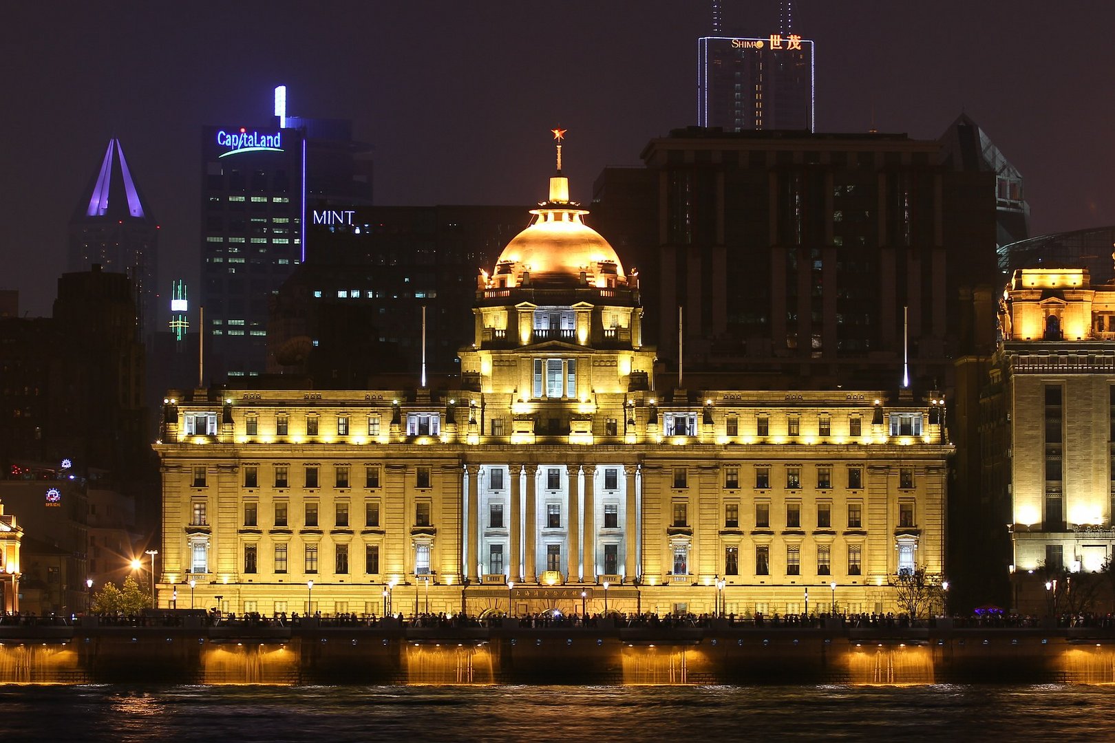 Altenglische Architektur am Bund