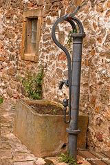 Alter Brunnen am Stadtmauerrundweg