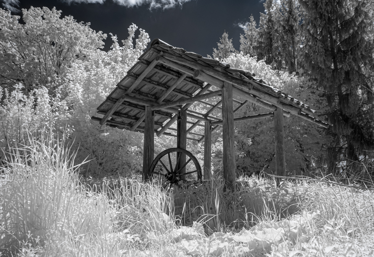 Alter Brunnen in IR