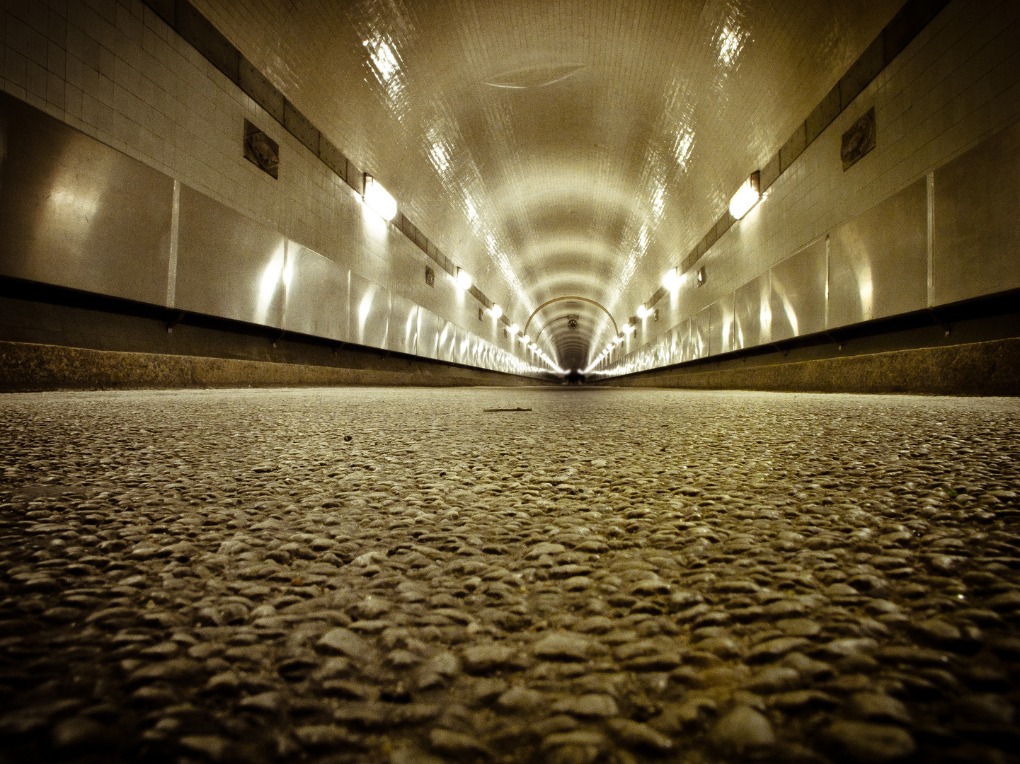 alter Elbtunnel