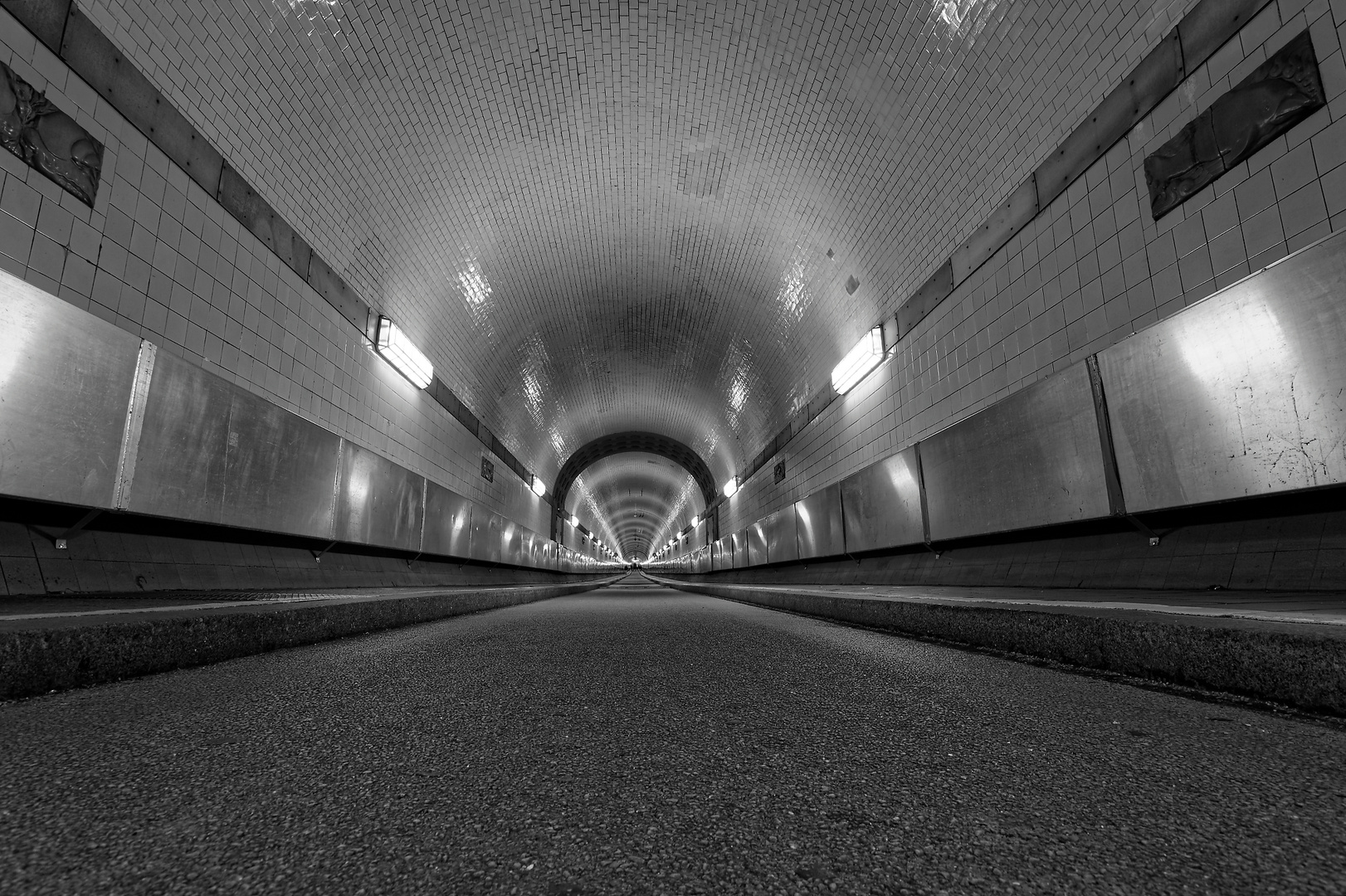 alter Elbtunnel