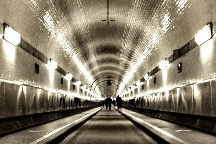 alter Elbtunnel