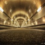 alter Elbtunnel ...