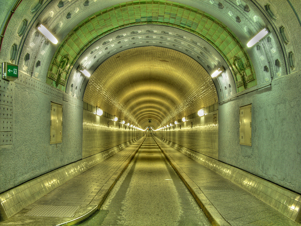 Alter Elbtunnel - Hamburg