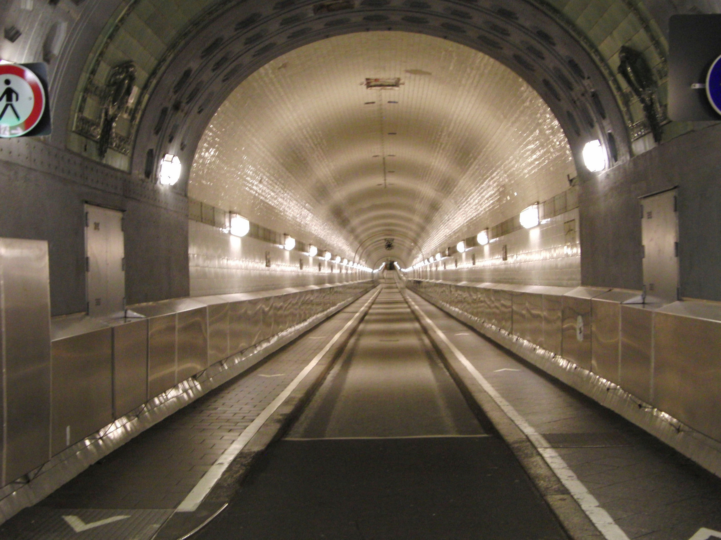 alter Elbtunnel Hamburg