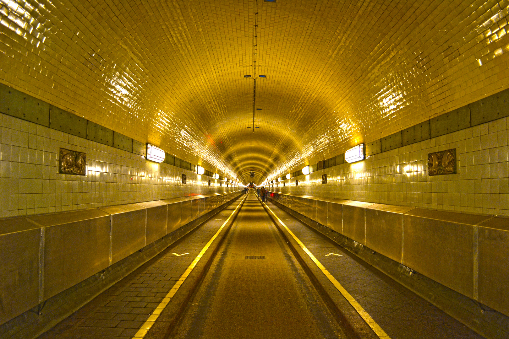 ALTER ELBTUNNEL HAMBURG