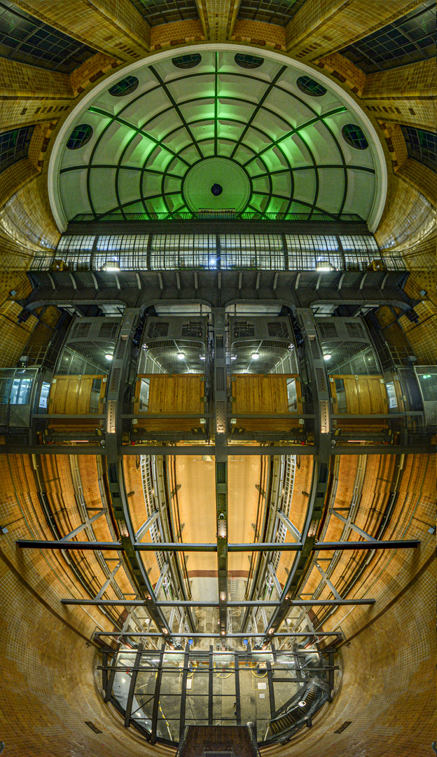 alter elbtunnel pano