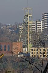 Alter Förderturm an der Ruhr