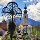 Alter Friedhof mit der Sank Georg-Kirche in Ruhpolding