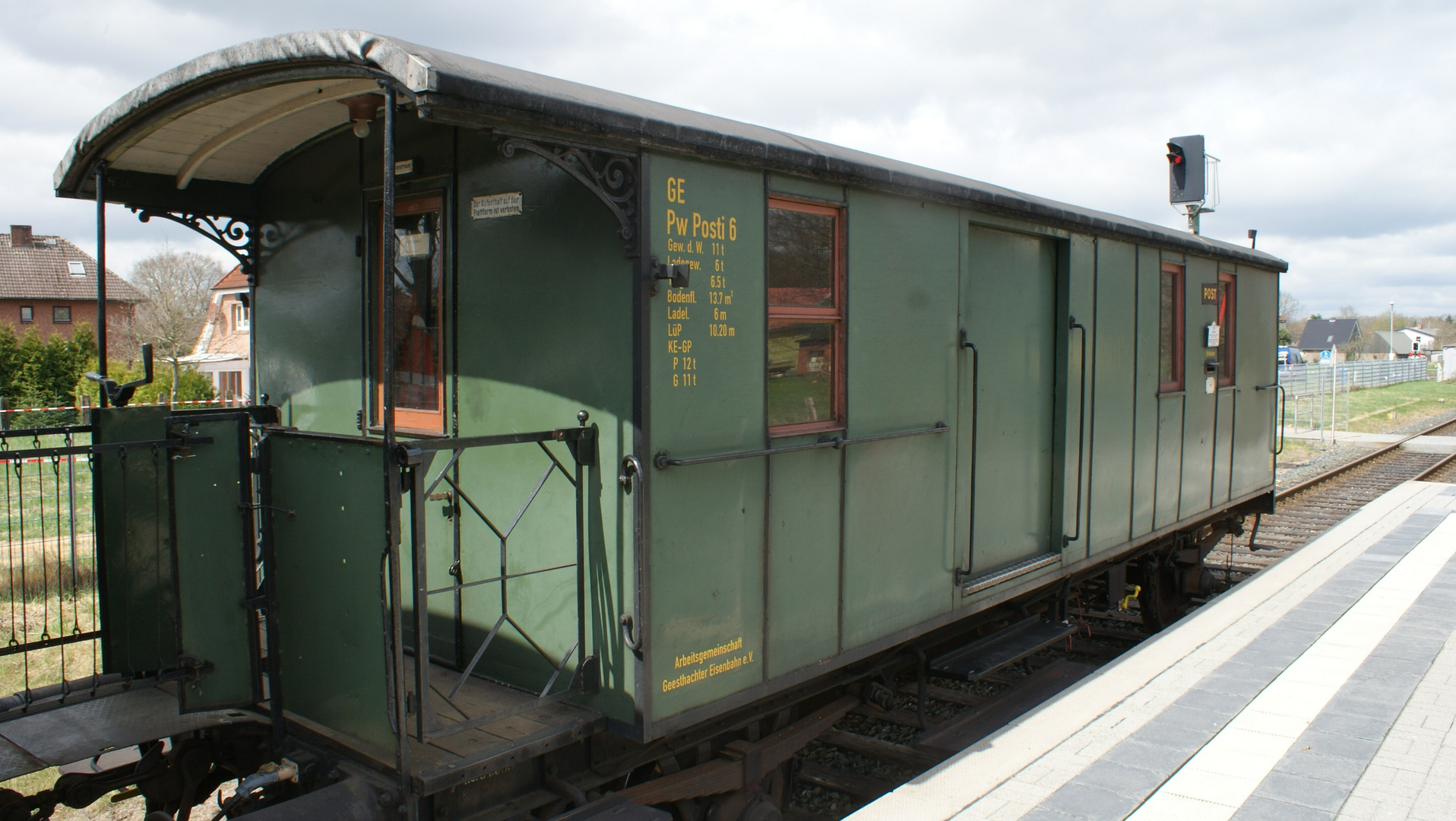 Alter Gepäck-/ Postwagen Baujahr 1906