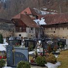 Alter, geschichtsträchtiger Friedhof