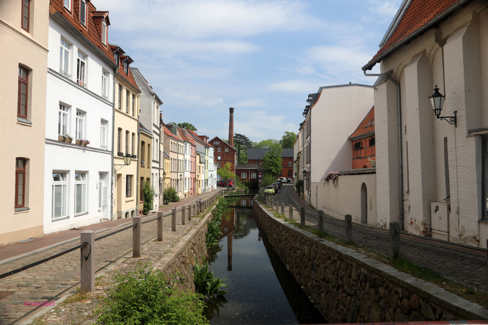 Alter Graben mit Löschwasser ( Wismar )