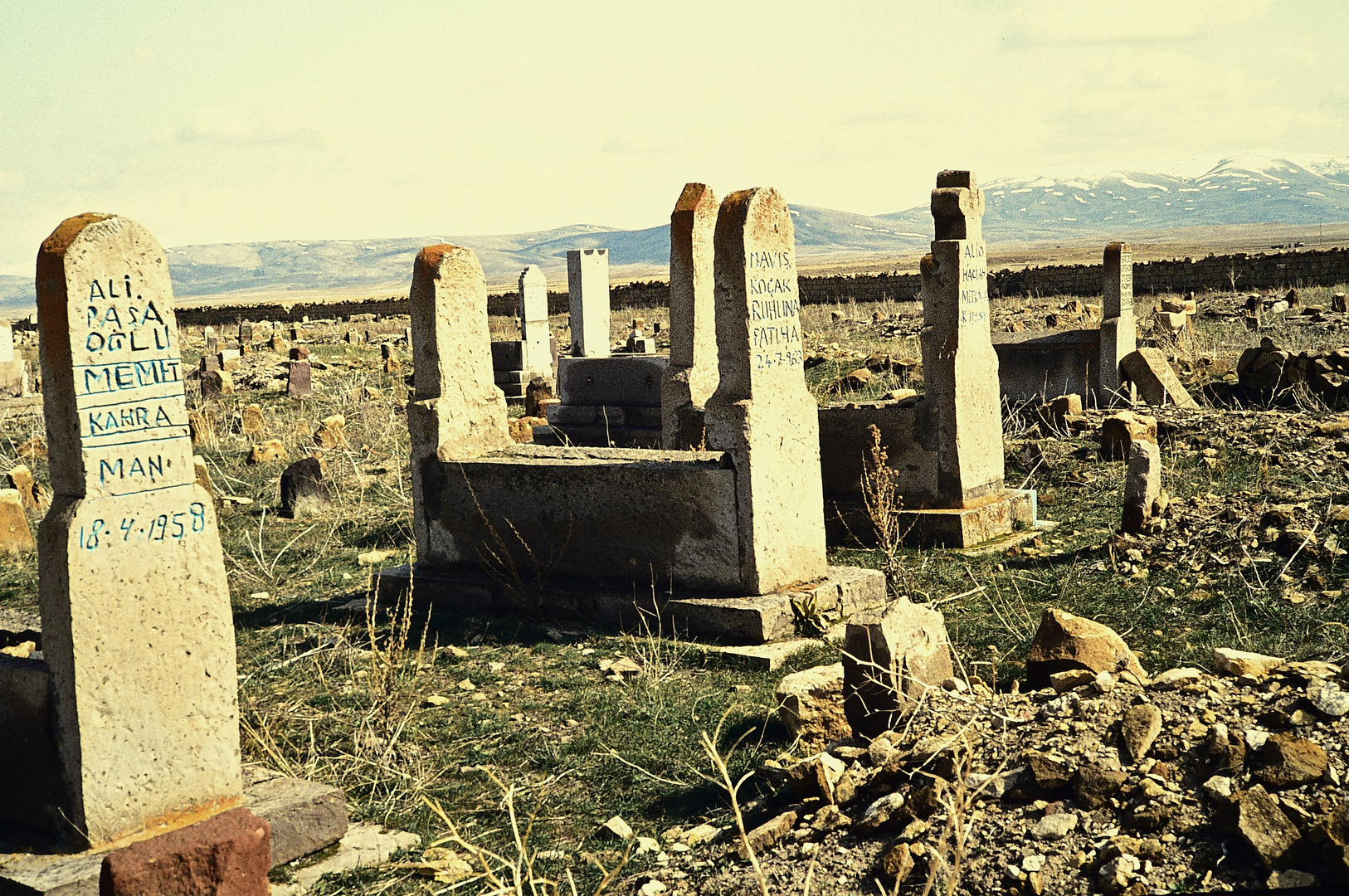 Alter islamischer Friedhof.                 .DSC_4402