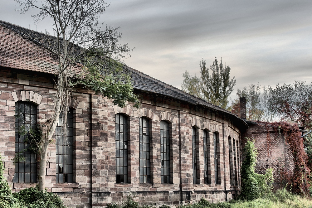 Alter Lokschuppen am ehemaligen Bahnhof Eschwege West als HDR