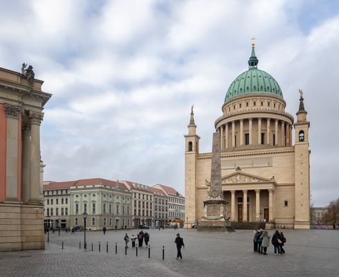 alter Markt mit Nicolaikirche