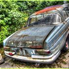 Alter Mercedes in Fellbach-Schmieden in HDR erster versuch