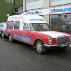 alter Mercedes Krankenwagen