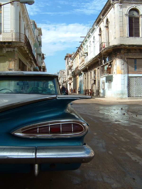 alter Oldtimer in Havanna