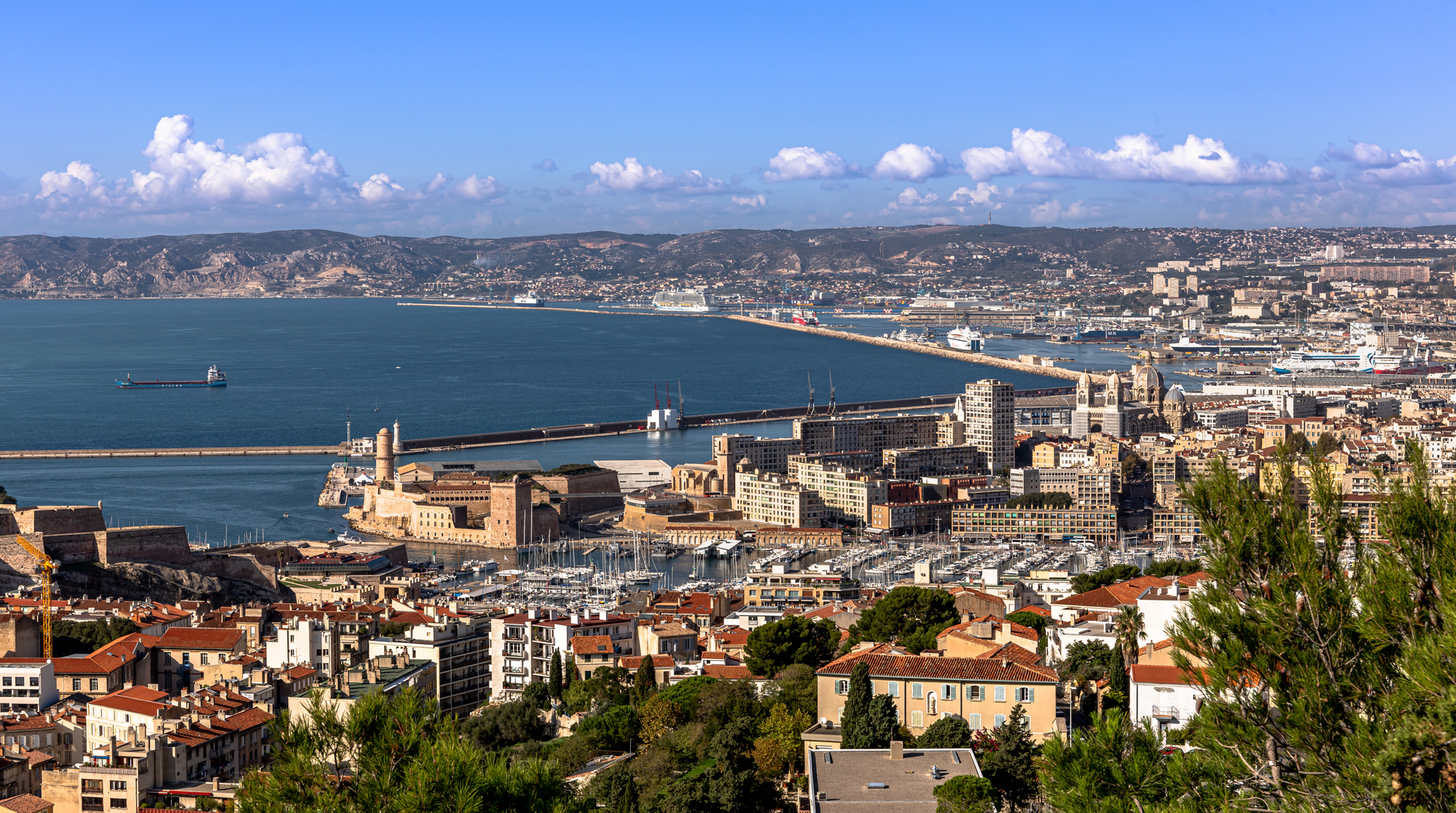 Alter und Neuer Hafen von Marseille