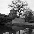 Alter Wehrturm am Schloss Hülchrath