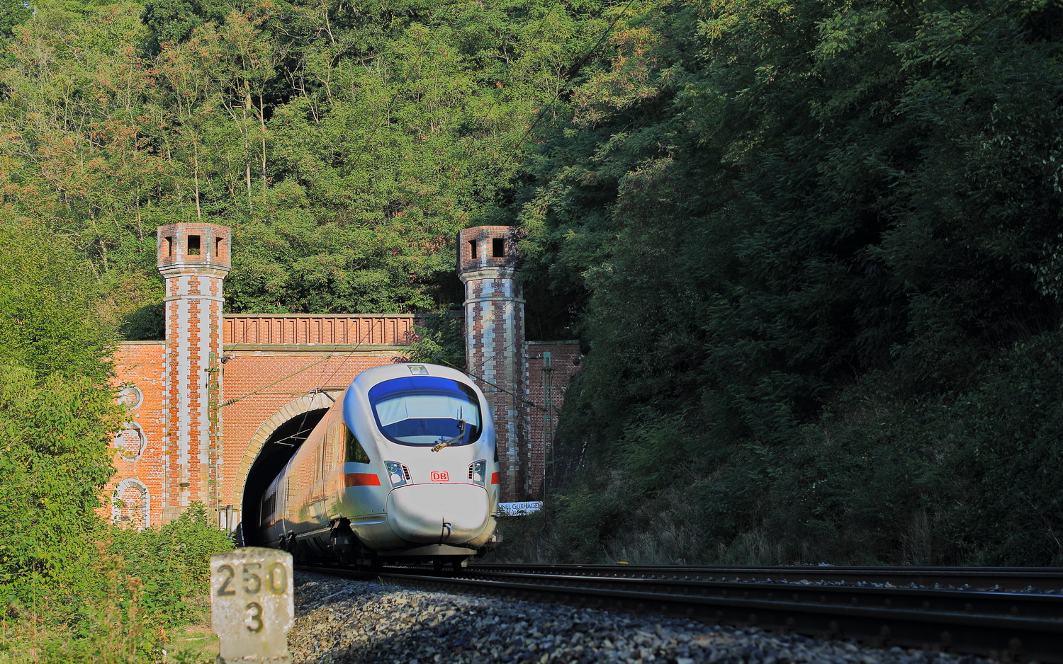 Alternative Tunnel-Ausfahrt