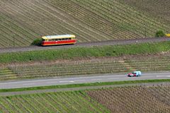 Altes Auto - alter Bus