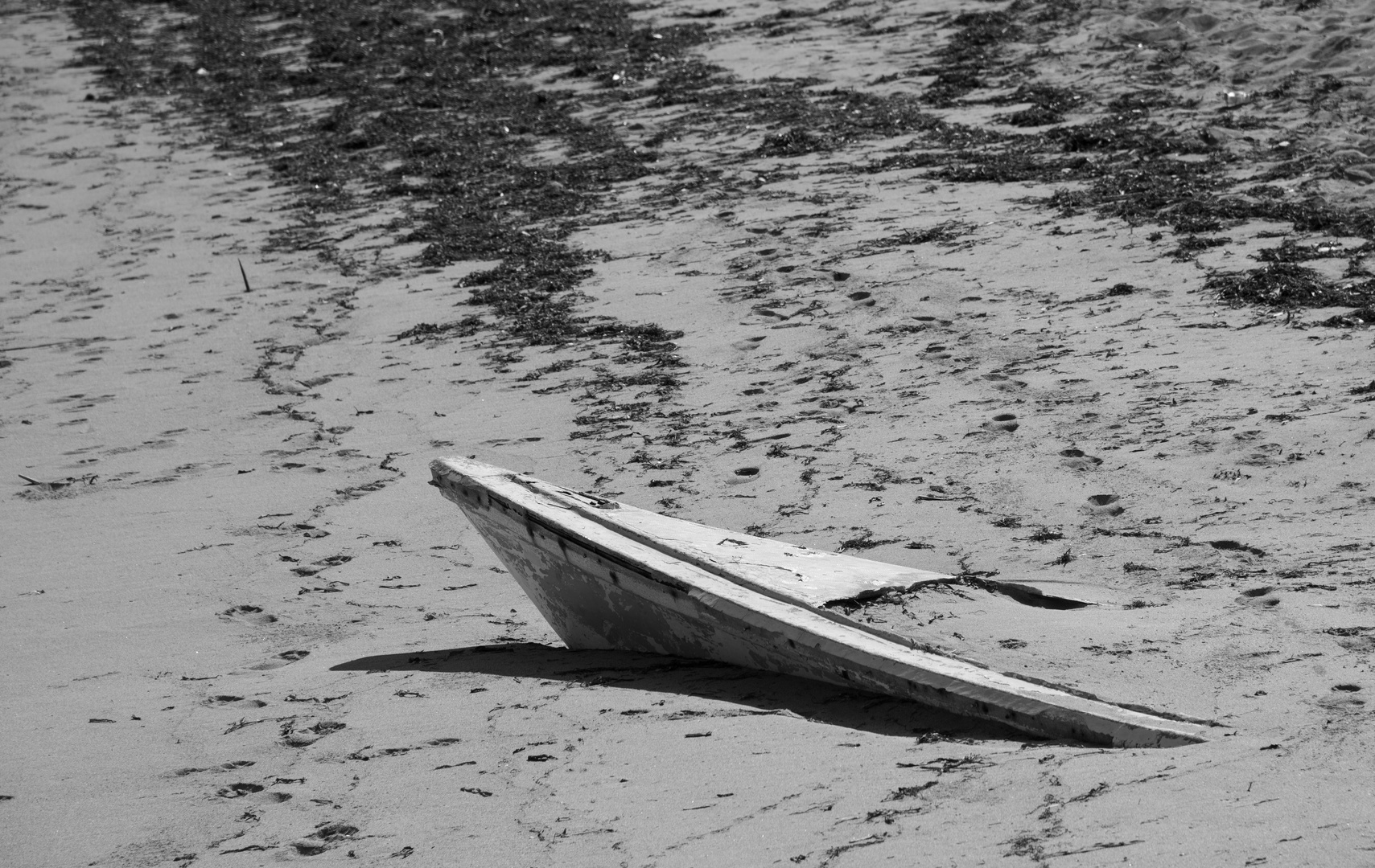 Altes Boot am Strand