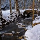 Altes Brücklein am Bach