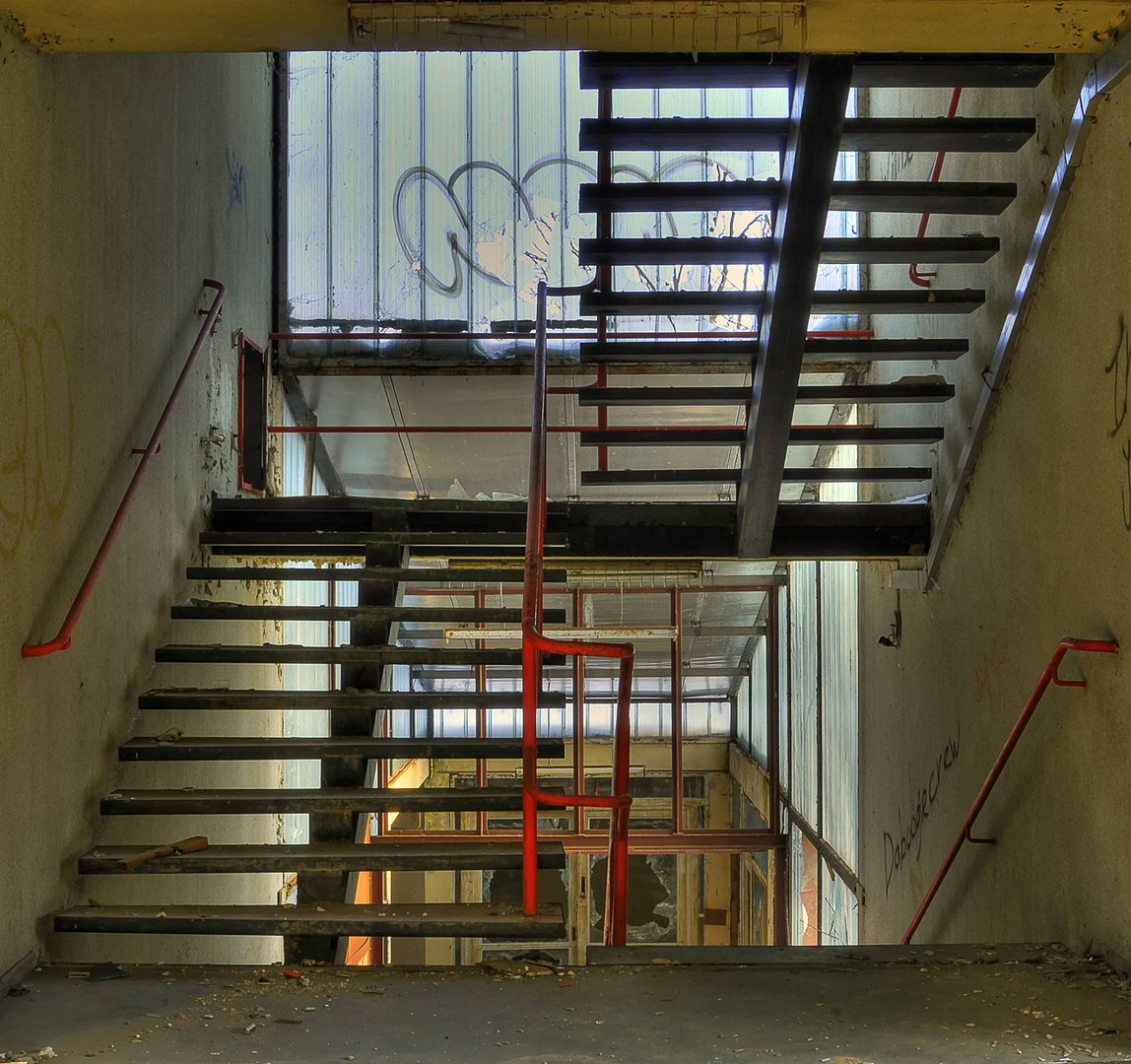 Altes Bürogebäude HDR