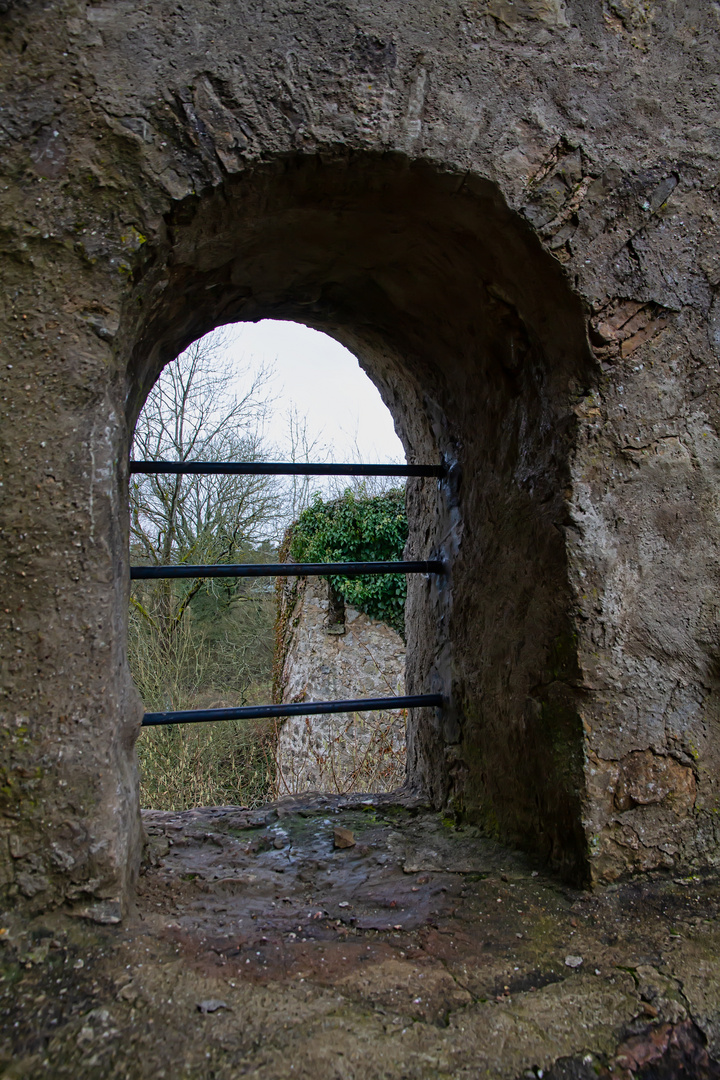 Altes Burgfenster