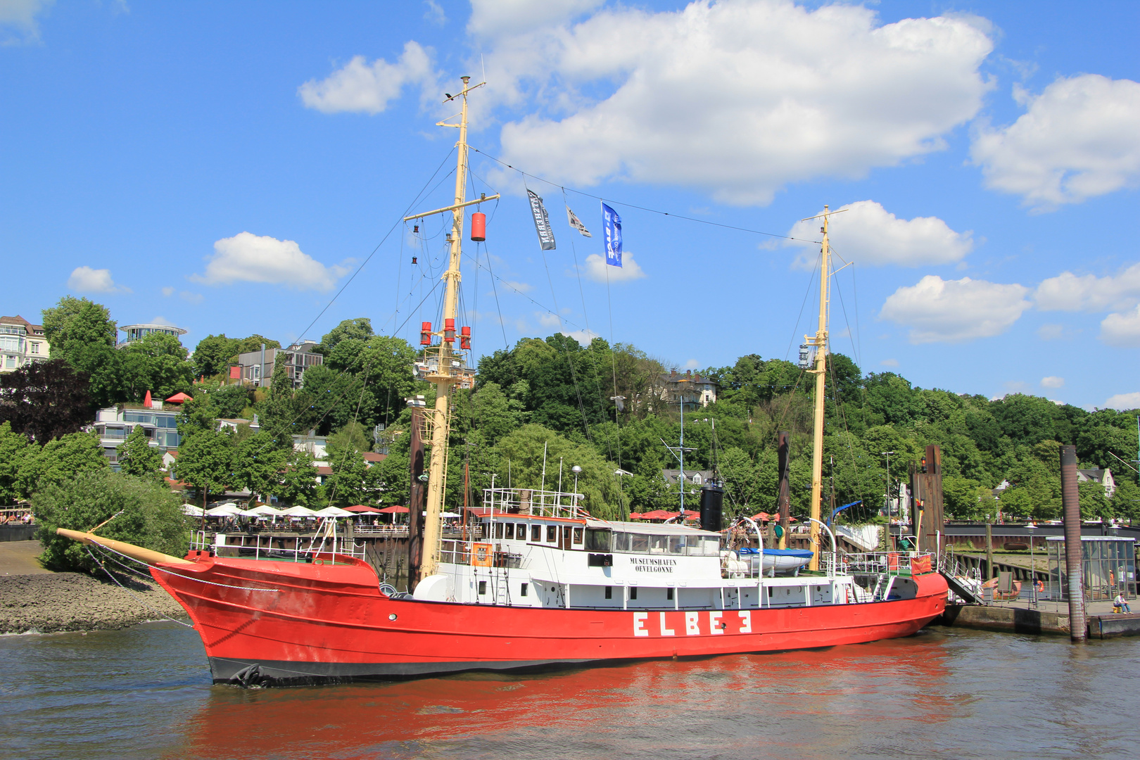 Altes Feuerschiff auf der Elbe